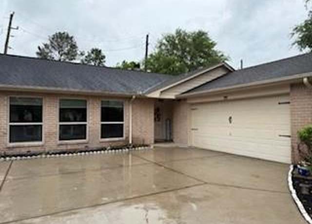 Property at 2810 Poplar Creek Ln, Pearland, TX 77584, 3 beds, 2 baths
