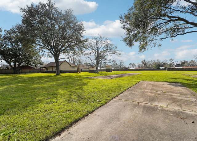 Property at 5230 Pine Ave, Pasadena, TX 77503