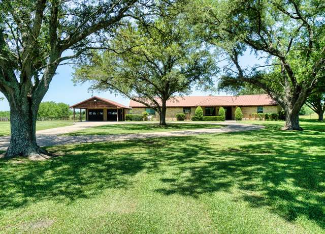 Property at 2850 Farm To Market 2, Navasota, TX 77868, 4 beds, 2 baths