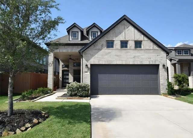 Property at 917 Crystal Bend Ln, Katy, TX 77493, 3 beds, 2 baths