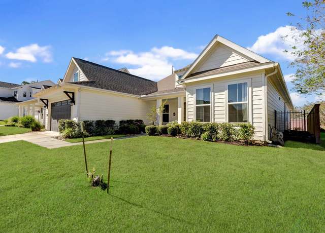 Property at 2339 Pale Star Dr, Conroe, TX 77384, 3 beds, 2.5 baths