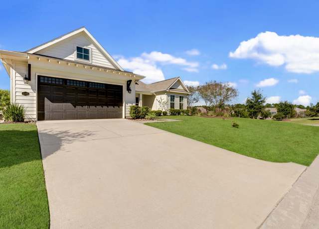 Property at 2339 Pale Star Dr, Conroe, TX 77384, 3 beds, 2.5 baths
