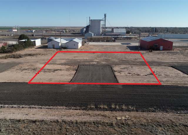 Property at 204 Hartwell Ave, Bovina, TX 79009