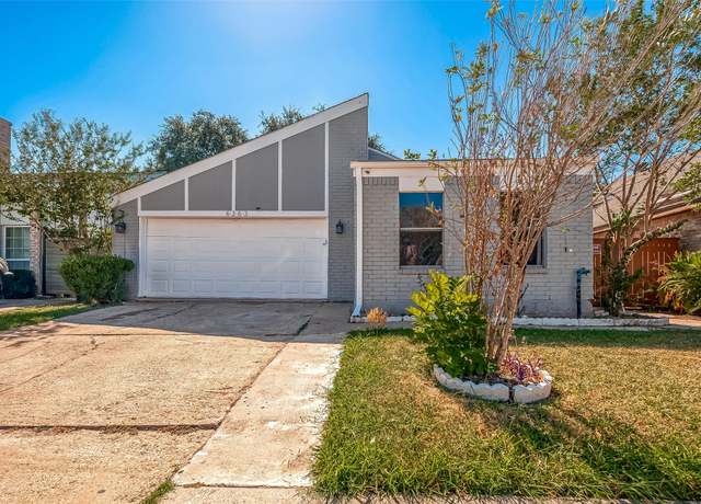 Property at 6363 Ivyknoll Dr, Houston, TX 77035, 3 beds, 2 baths