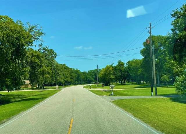 Property at 1443 County Road 687, Angleton, TX 77515