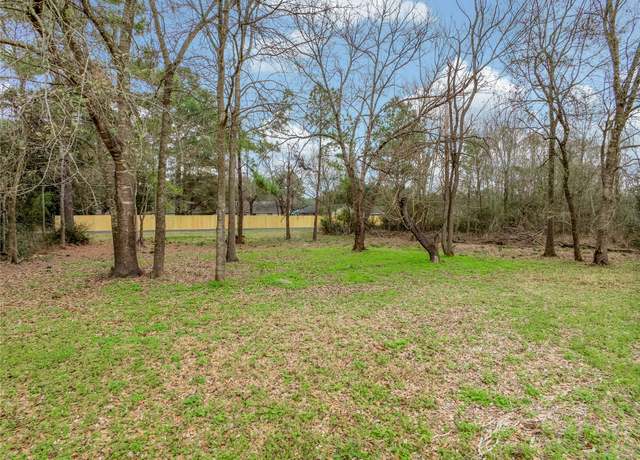 Property at 650 Texas St, Tomball, TX 77375