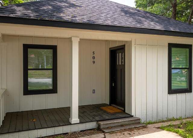 Property at 509 W Sixth St, Brenham, TX 77833, 3 beds, 2 baths