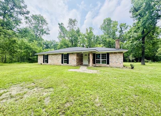 Property at 140 County Road 2005, Liberty, TX 77575, 3 beds, 2 baths