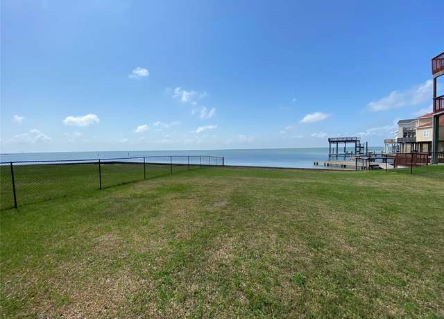 Property at Lot 4 Chiquita, Galveston, TX 77554