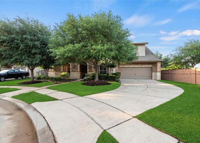 Property at 23502 Vittorio Ct, Richmond, TX 77406, 4 beds, 4.5 baths
