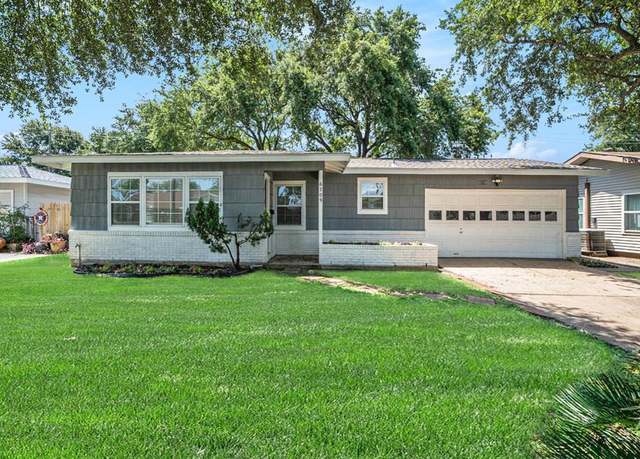 Property at 6709 Fairway Dr, Galveston, TX 77551, 3 beds, 2 baths