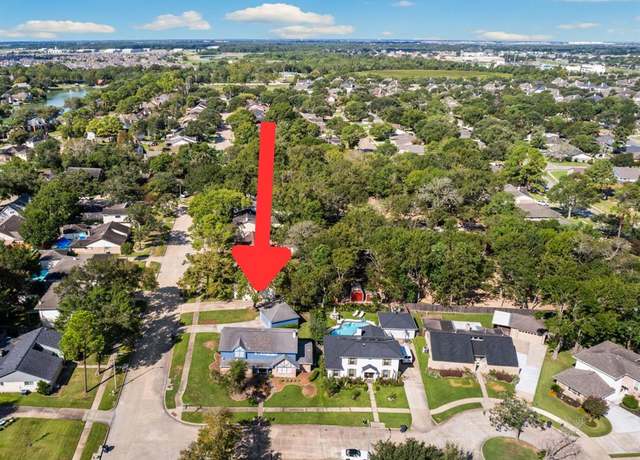Property at 1403 Maygrove Dr, Sugar Land, TX 77498, 4 beds, 2.5 baths