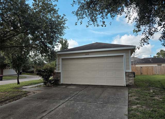 Property at 19003 Sunburst View Dr, Cypress, TX 77433, 3 beds, 2 baths