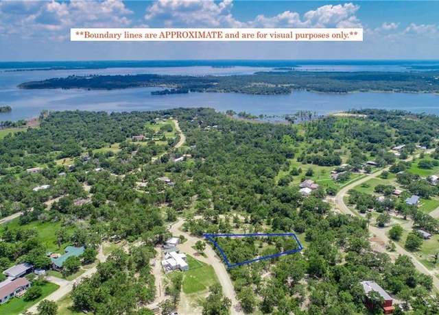 Property at 406 Choctaw Crst, Somerville, TX 77879