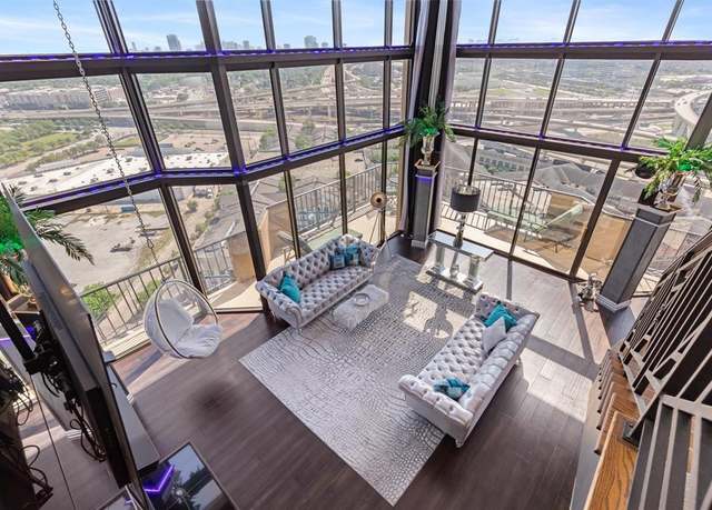Property at 3350 Mccue Rd #2404, Houston, TX 77056, 3 beds, 2.5 baths