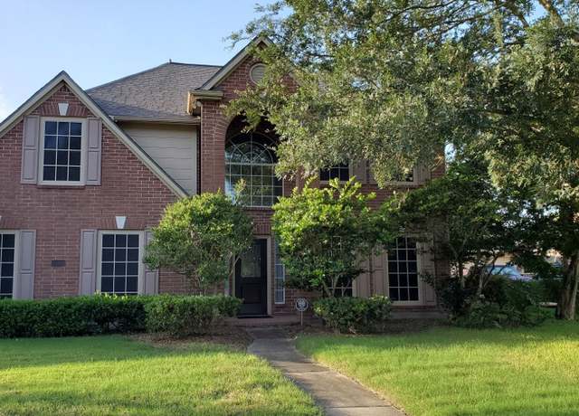 Property at 1705 Pensacola Ln, Friendswood, TX 77546, 4 beds, 3 baths