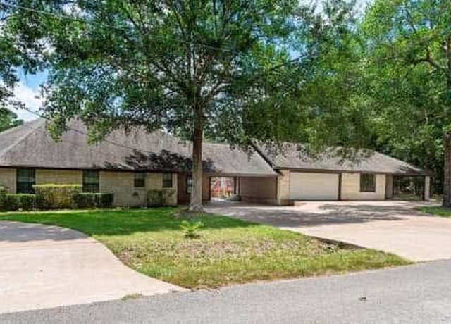 Property at 33507 Cripple Creek Farms Dr, Pinehurst, TX 77362, 3 beds, 2 baths