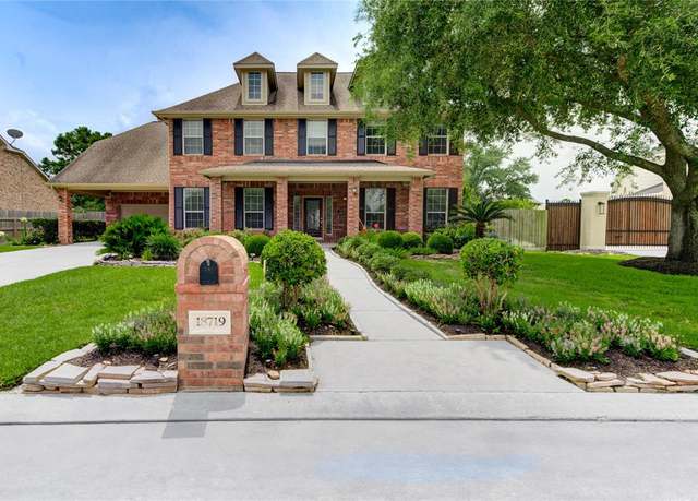 Property at 18719 Glenn Haven Estates Dr, Spring, TX 77379, 4 beds, 3.5 baths