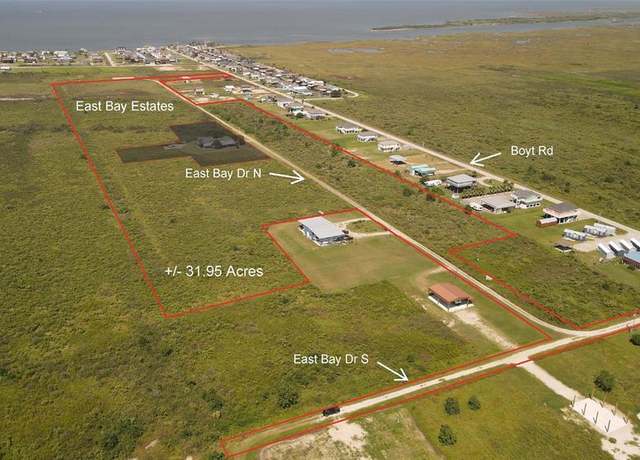 Property at 1133 E Bay Dr, Port Bolivar, TX 77650