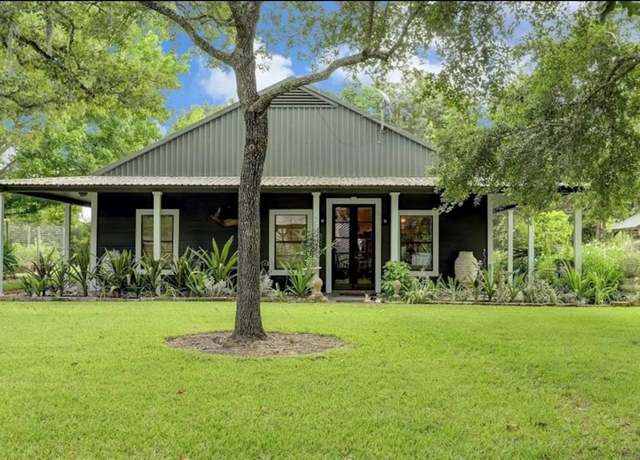 Property at 1467 Bostik Rd, Cat Spring, TX 78933, 2 beds, 3 baths