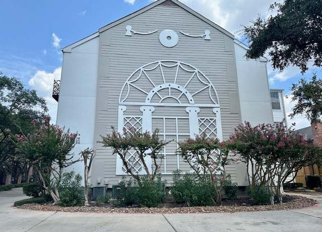 Property at 2333 Bering Dr #311, Houston, TX 77057, 1 bed, 1 bath