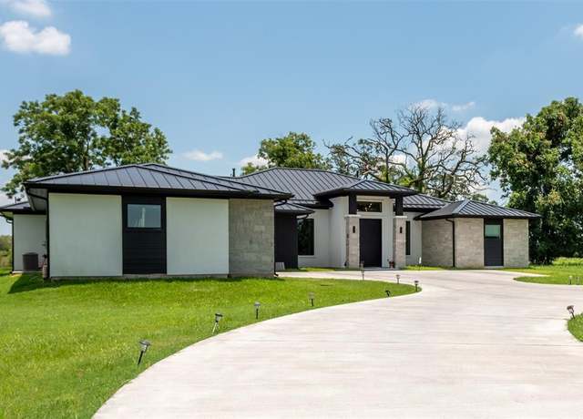 Property at 3411 Tankersley Cir, Rosharon, TX 77583, 4 beds, 3.5 baths