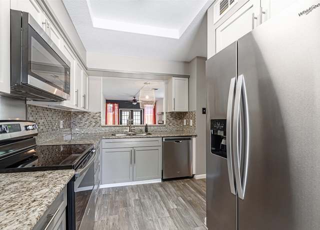 Property at 3226 Poe Dr, Montgomery, TX 77356, 3 beds, 2.5 baths