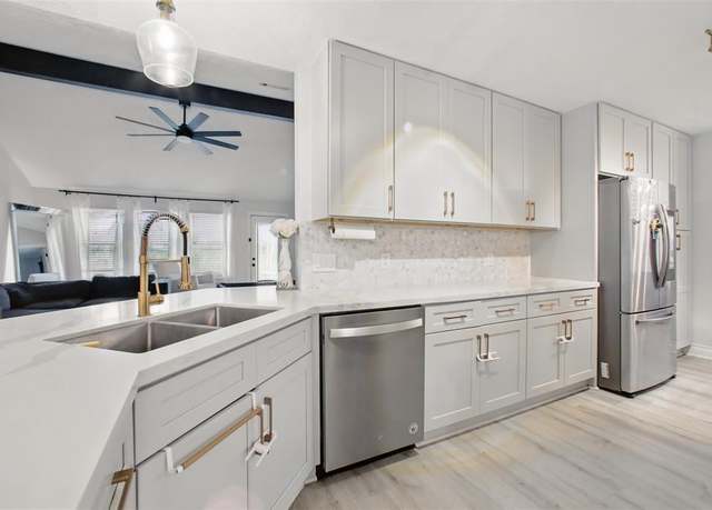 Property at 4915 Red Lantern Dr, Friendswood, TX 77546, 4 beds, 2 baths
