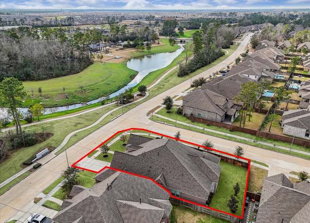 Property at 16503 Whiteoak Canyon Dr, Humble, TX 77346, 4 beds, 3.5 baths