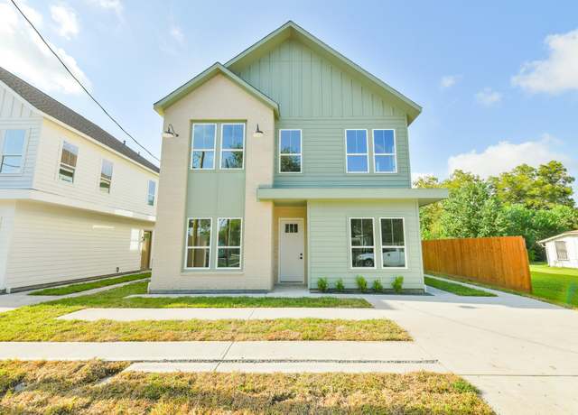 Property at 162 Wallace St, Houston, TX 77022, 3 beds, 2 baths