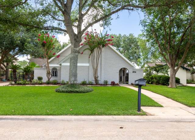 Property at 3914 Point Clear Dr, Missouri City, TX 77459, 4 beds, 2.5 baths