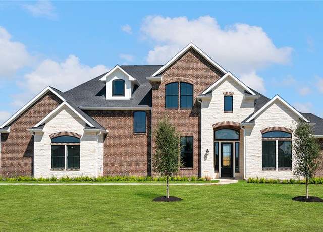 Property at 3511 Palm Crest Dr, Rosharon, TX 77583, 4 beds, 4.5 baths