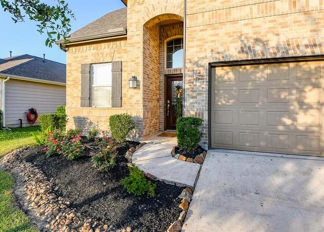 Property at 6406 Hunters Way Ln, Baytown, TX 77521, 4 beds, 2.5 baths