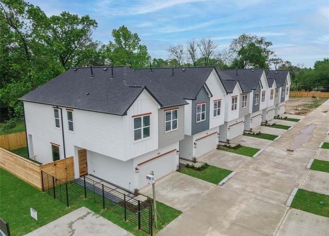 Property at 1830 W Tidwell Rd, Houston, TX 77091, 3 beds, 2.5 baths
