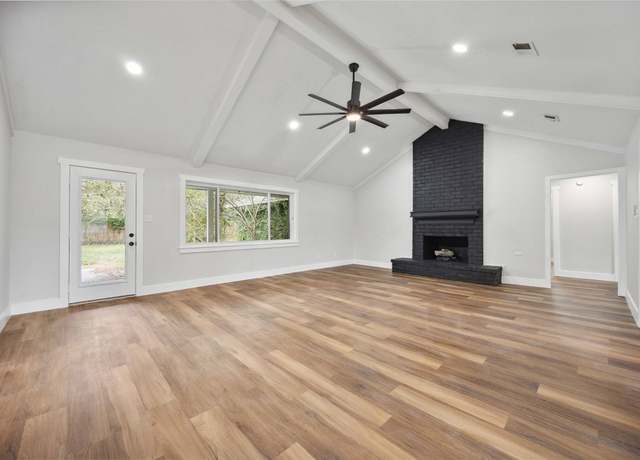 Property at 7907 12th Fairway Ln, Humble, TX 77346, 4 beds, 2.5 baths
