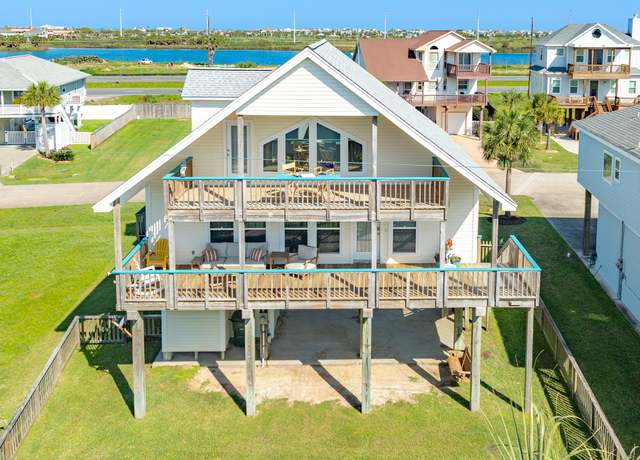 Property at 13925 Pirates Beach Blvd, Galveston, TX 77554, 3 beds, 2 baths