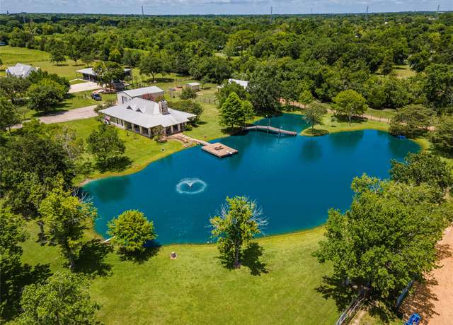 Property at 2014 Whila Way, Alvin, TX 77511, 2 beds, 3 baths