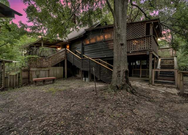 Property at 641 Red Clover St, Livingston, TX 77351, 4 beds, 3 baths