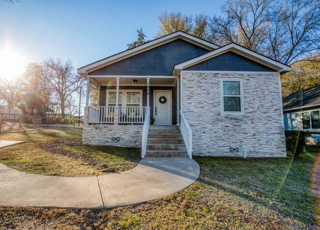 Property at 1004 Pecan St, Brenham, TX 77833, 3 beds, 2 baths