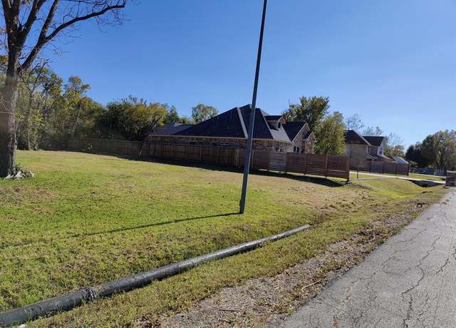 Property at 1107 Elberta St, Houston, TX 77051