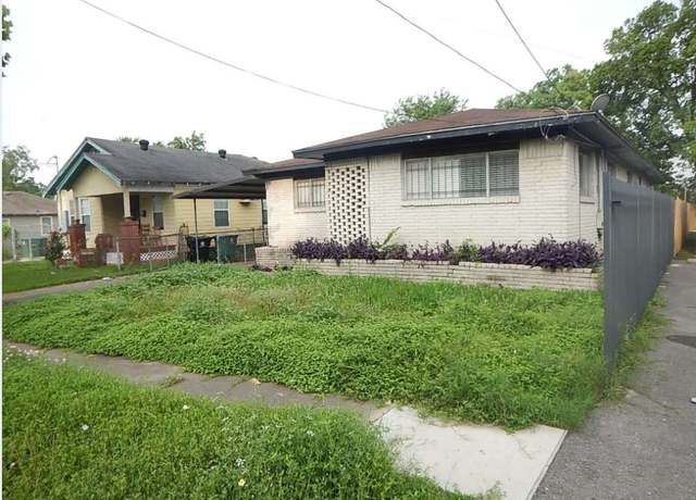 Property at 2627 Stevens St, Houston, TX 77026, 3 beds, 2 baths