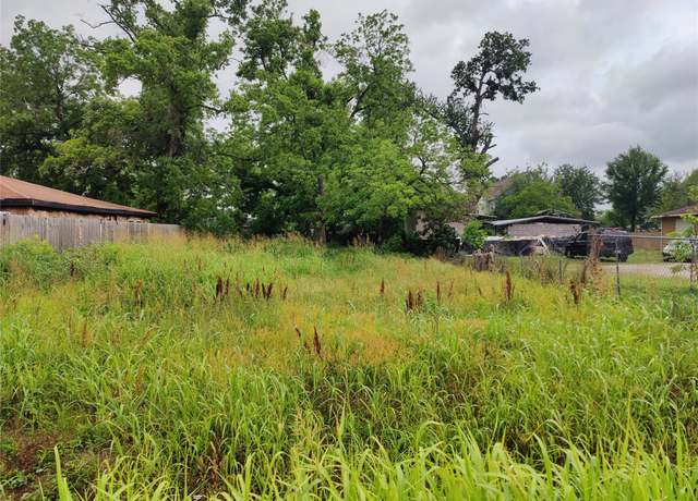 Property at 846 Paul Quinn St, Houston, TX 77091