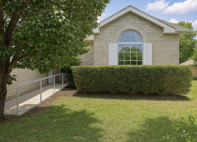 Property at 7340 Muffin Dr, Austin, TX 78724, 3 beds, 2 baths