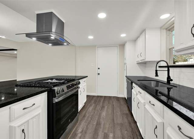 Property at 3350 Laurel Fork Dr, Houston, TX 77339, 3 beds, 2 baths