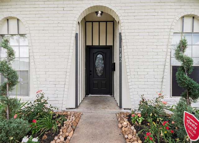 Property at 742 Yale Ln, Deer Park, TX 77536, 4 beds, 2 baths