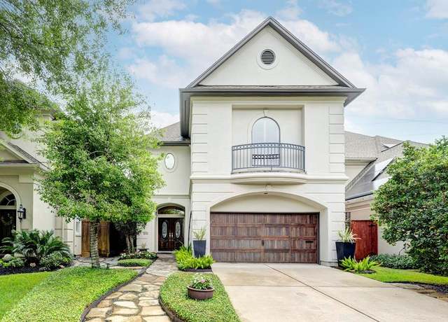 Property at 2809 West Lane Dr Unit B, Houston, TX 77027, 4 beds, 3.5 baths