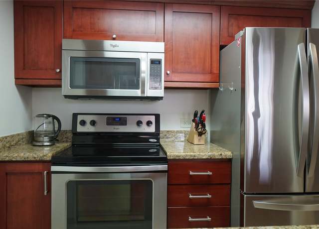 Property at 3525 Sage Rd #414, Houston, TX 77056, 1 bed, 1 bath