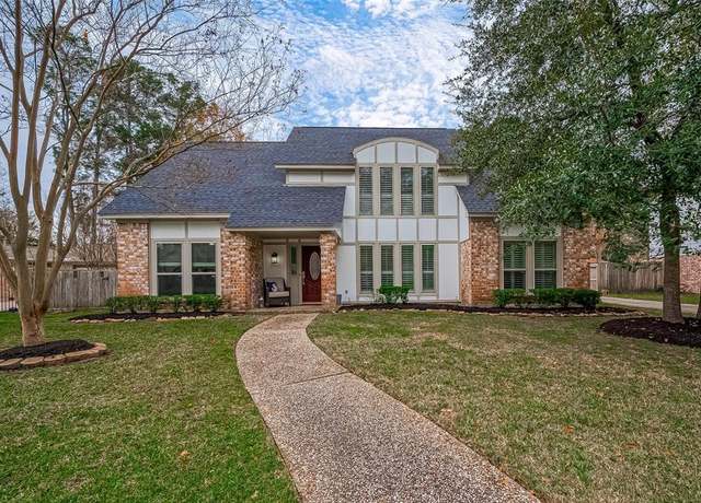 Property at 11607 Knobcrest Dr, Houston, TX 77070, 4 beds, 2.5 baths