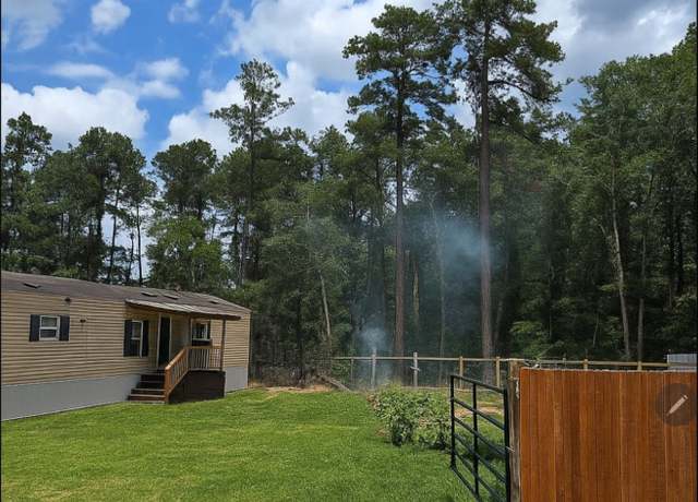 Property at 8779 Pin Oak Dr, Plantersville, TX 77363, 4 beds, 2 baths