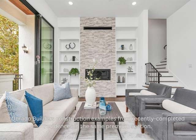 Property at 607 N Live Oak St, Houston, TX 77003, 4 beds, 4.5 baths